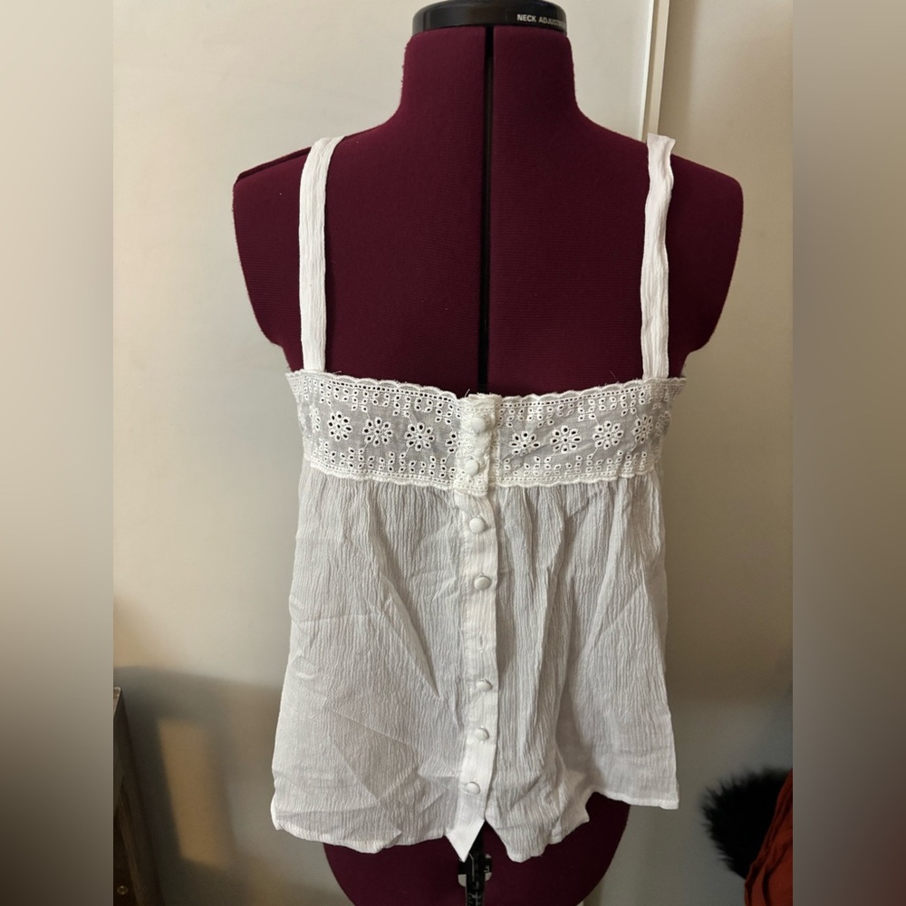 NWT Love Notes White Eyelet Button Down Front Tank Top, Size L